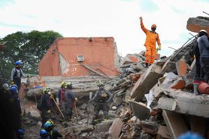 BNPB: 2 Orang Tewas akibat Gempa M 7,7 di Flores NTT