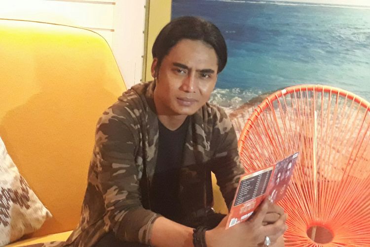 Charly Van Houten Ingin Membahagiakan Hati Masyarakat Jawa ...