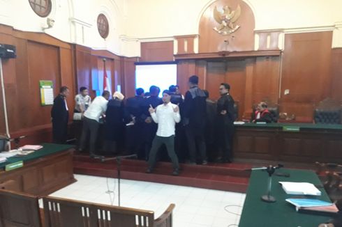 Kabulkan Banding, Pengadilan Tinggi Jakarta Perintahkan Ahmad Dhani Tetap Ditahan