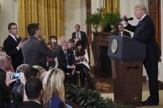 Bertengkar dengan Trump, Gedung Putih Cabut Izin Liputan Jurnalis CNN