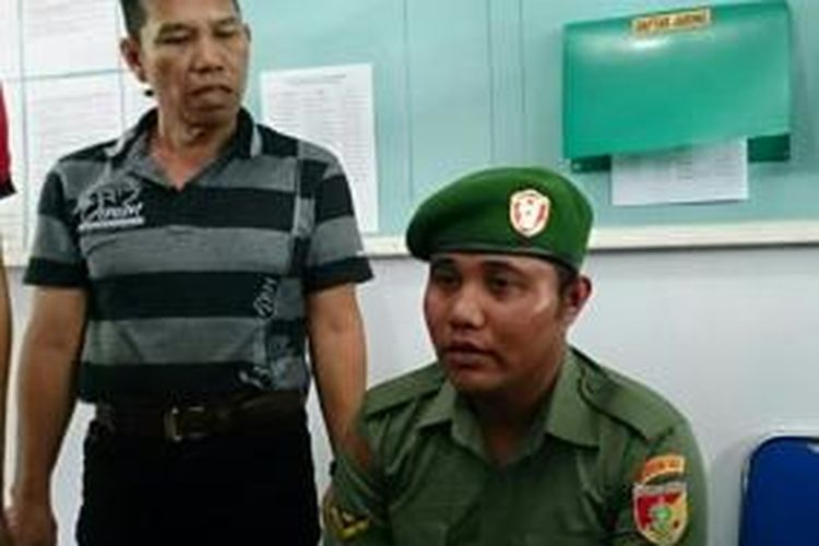 Pria ini diamankan petugas intel Kodim 1417/ Haluoleo Kendari, karena mengaku sebagai anggota TNI di Korem 143/Haluoleo Kendari