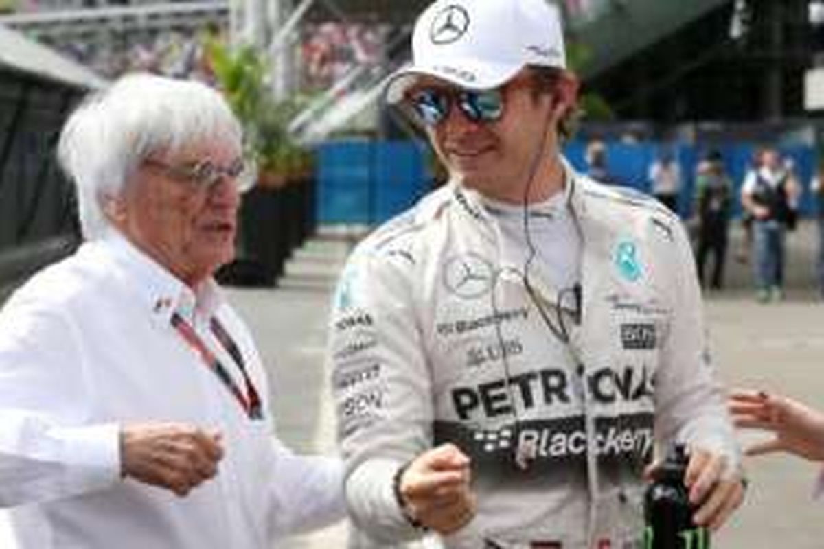 Nico Rosberg bersama bos Formula 1.