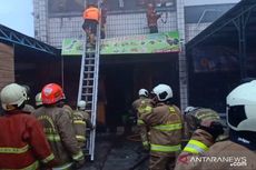 Seorang Pegawai Kafe dan Rumah Karaoke Tewas dalam Kebakaran Ruko di Jatinegara