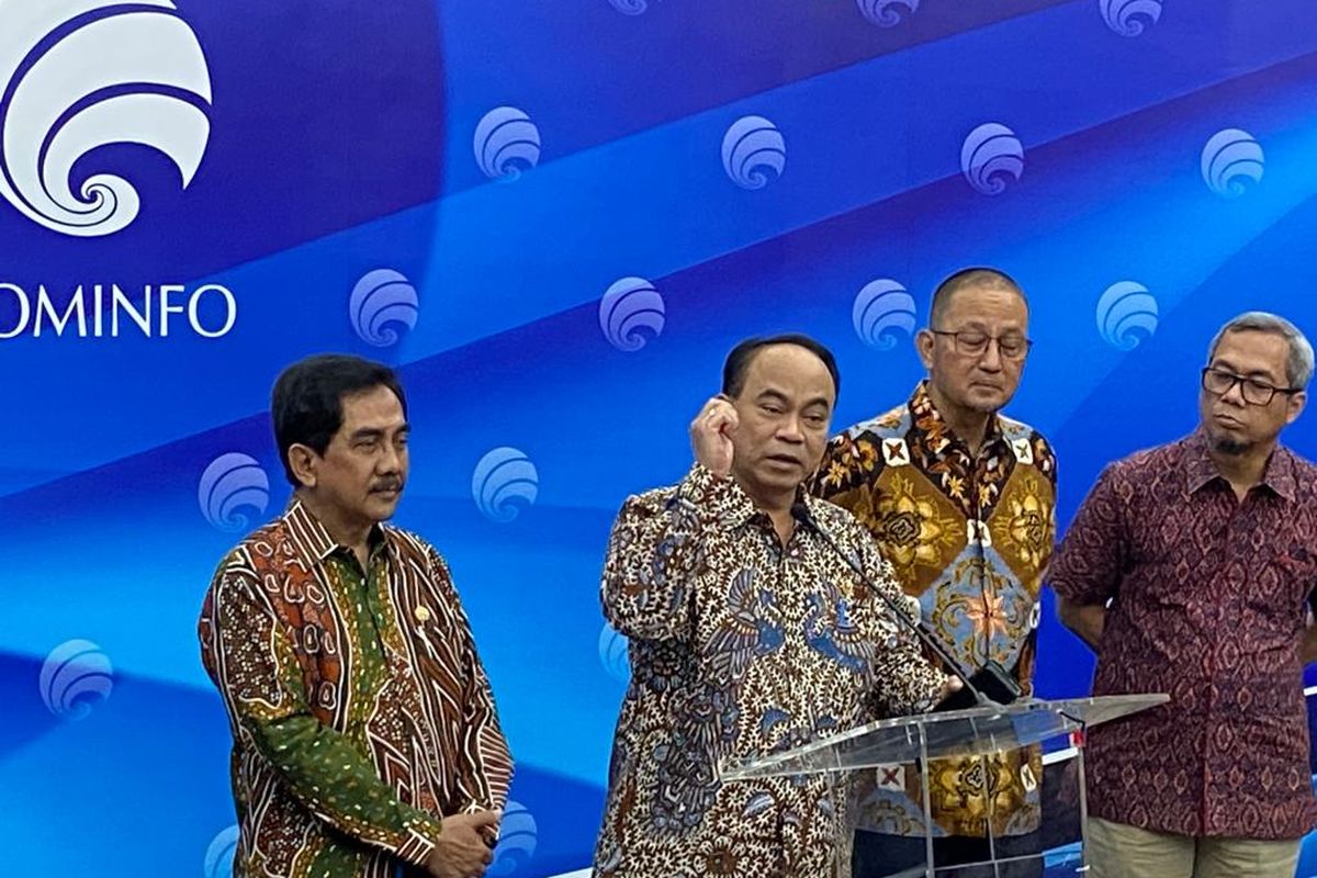 Menteri Komunikasi dan Informatika (Menkominfo) Budi Arie Setiadi dalam konferensi pers di Kantor Kominfo, Jakarta Pusat, Kamis (20/7/2023).