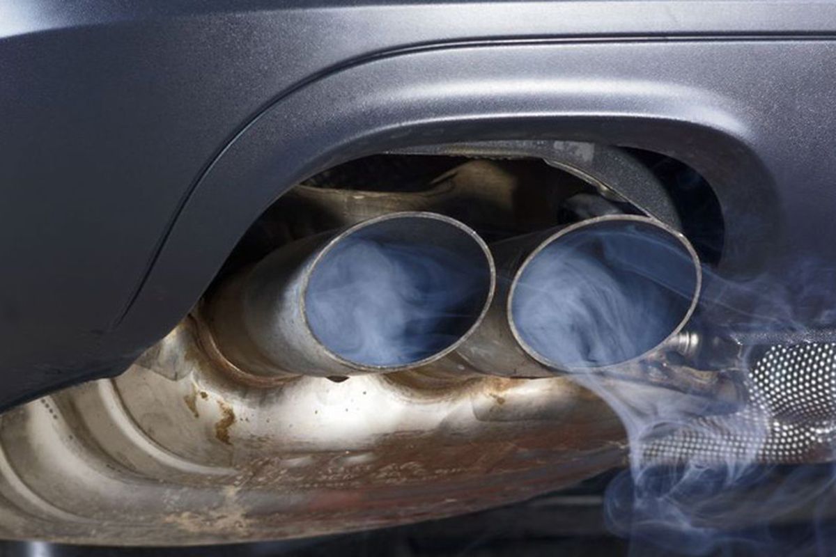 Ilustrasi gas buang kendaraan