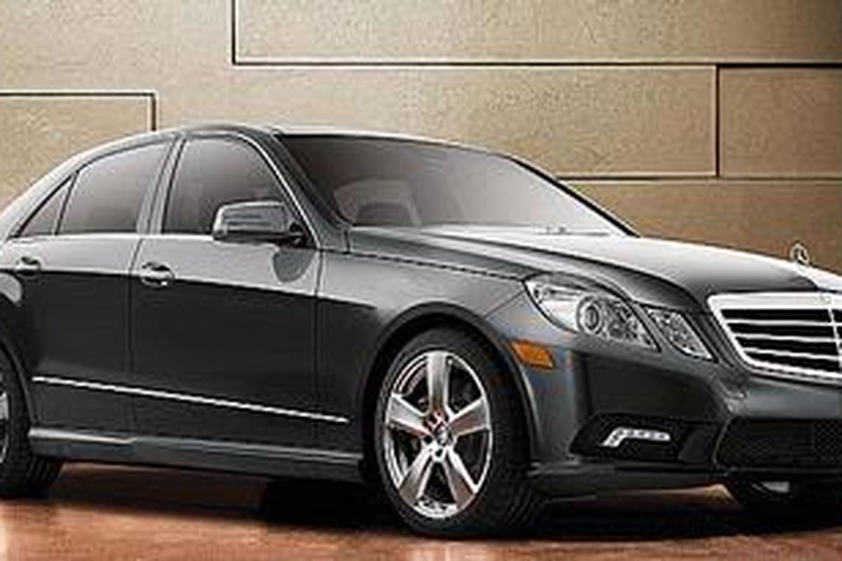 Mercedes-Benz E-Class 2010, salah satu terkena recall