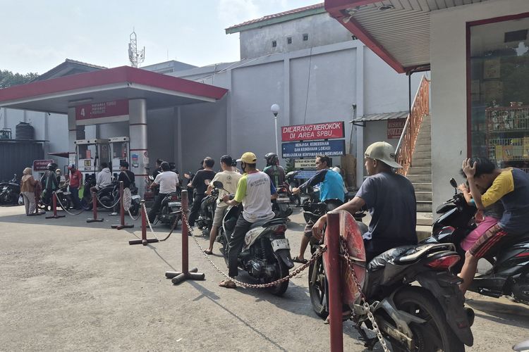 Harga Pertamax Turun Rp 300, Pengguna: Enggak Berasa buat Dompet