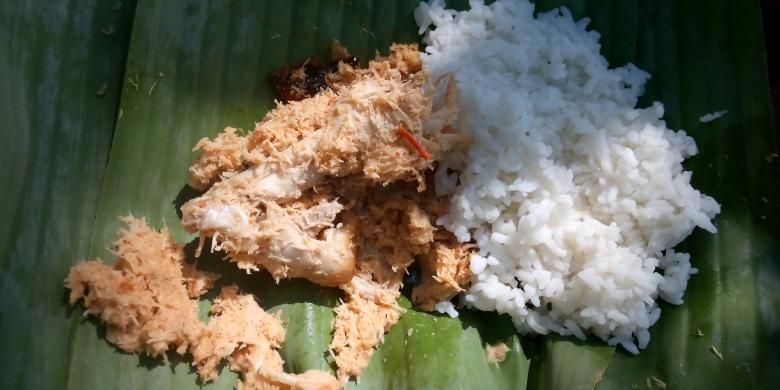 Pecel pitik salah satu makanan khas Kabupaten Banuuwangi yang hanya munc saat selamatan desa