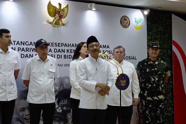 Mensos: Ada 4 Juta Anak Keluarga 
