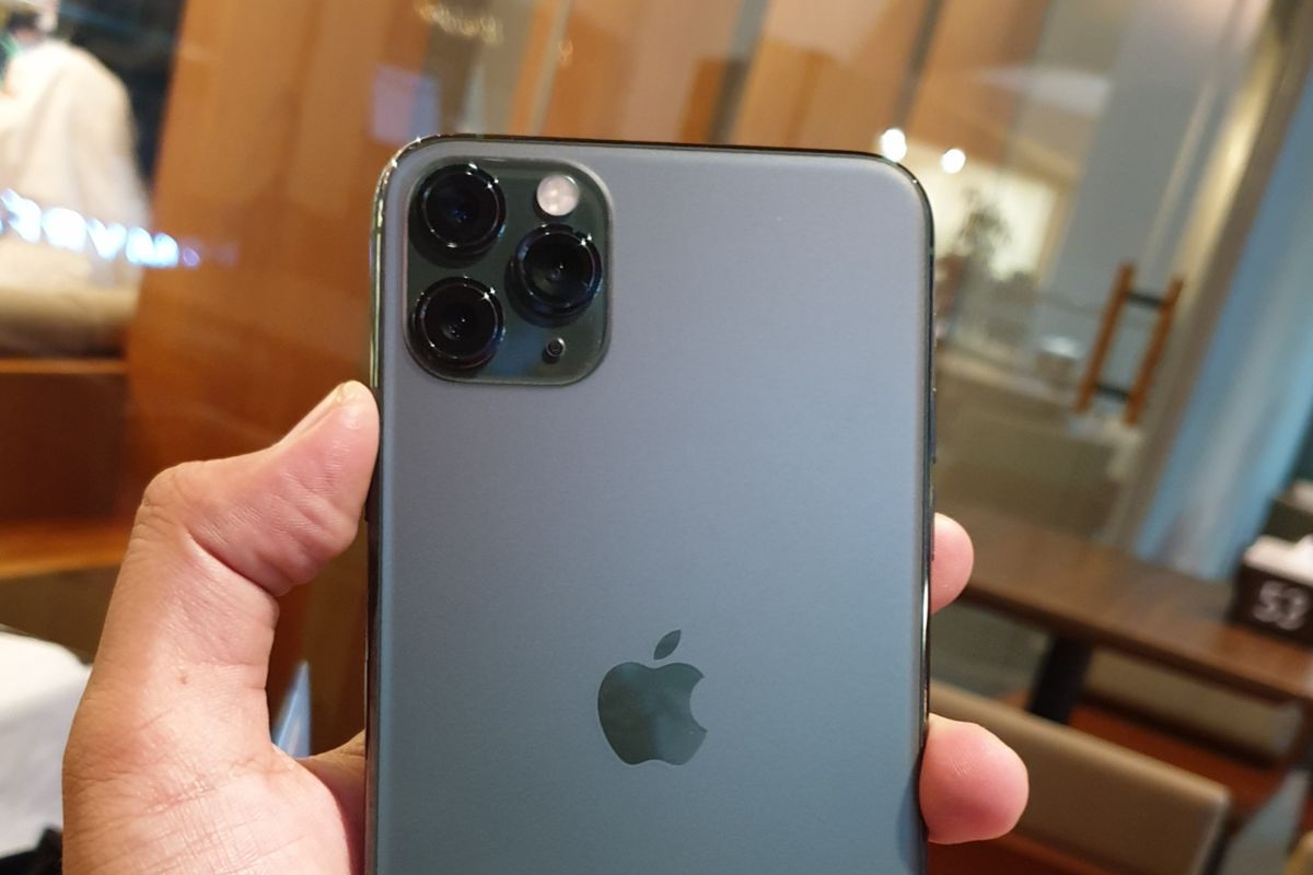 Kamera Belakang di iPhone 11 Pro.