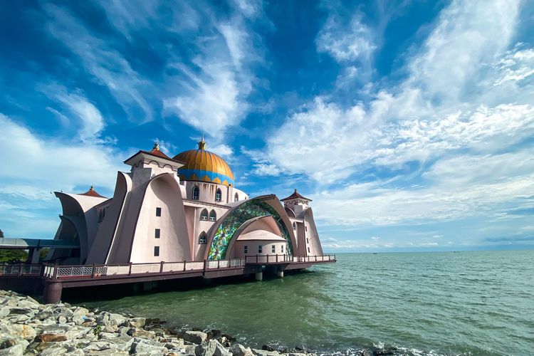 Masjid Selat Malaka, Malacca Straits Mosque, Malaysia