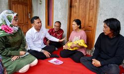 Menteri Wihaji Kunjungi Bangli, Pantau Langsung Keluarga Risiko Stunting