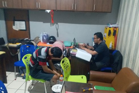 Remas Dada saat Jam Pelajaran dan Cabuli Murid, Guru SD Ditangkap