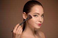 Kesalahan Umum saat Makeup, Pakai Warna yang Tidak Cocok di Kulit