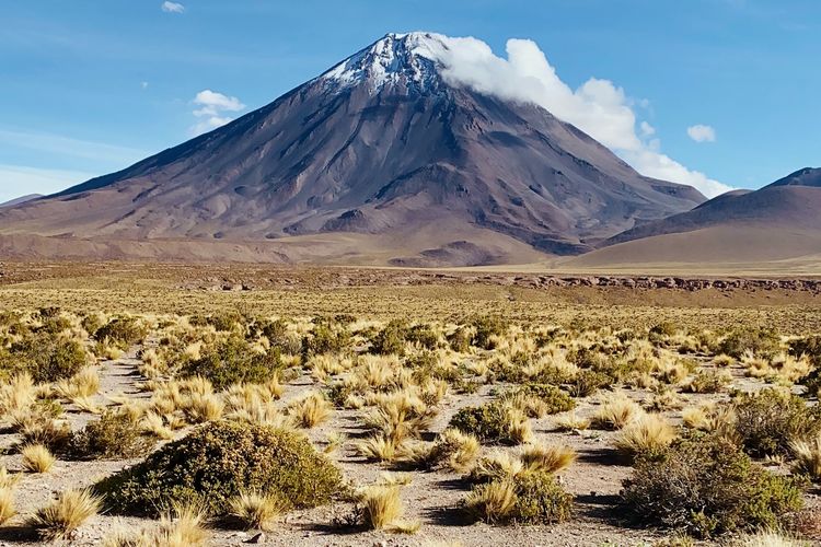Gurun Atacama di sebelah barat Pegunungan Andes disebut sebagai tempat tercerah di Bumi.