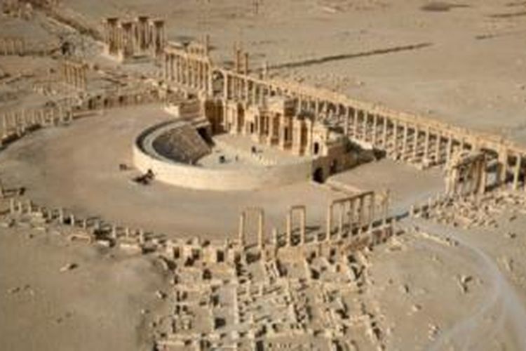 Penghancuran situs Palmyra merupakan kejahatan perang, kata UNESCO. 