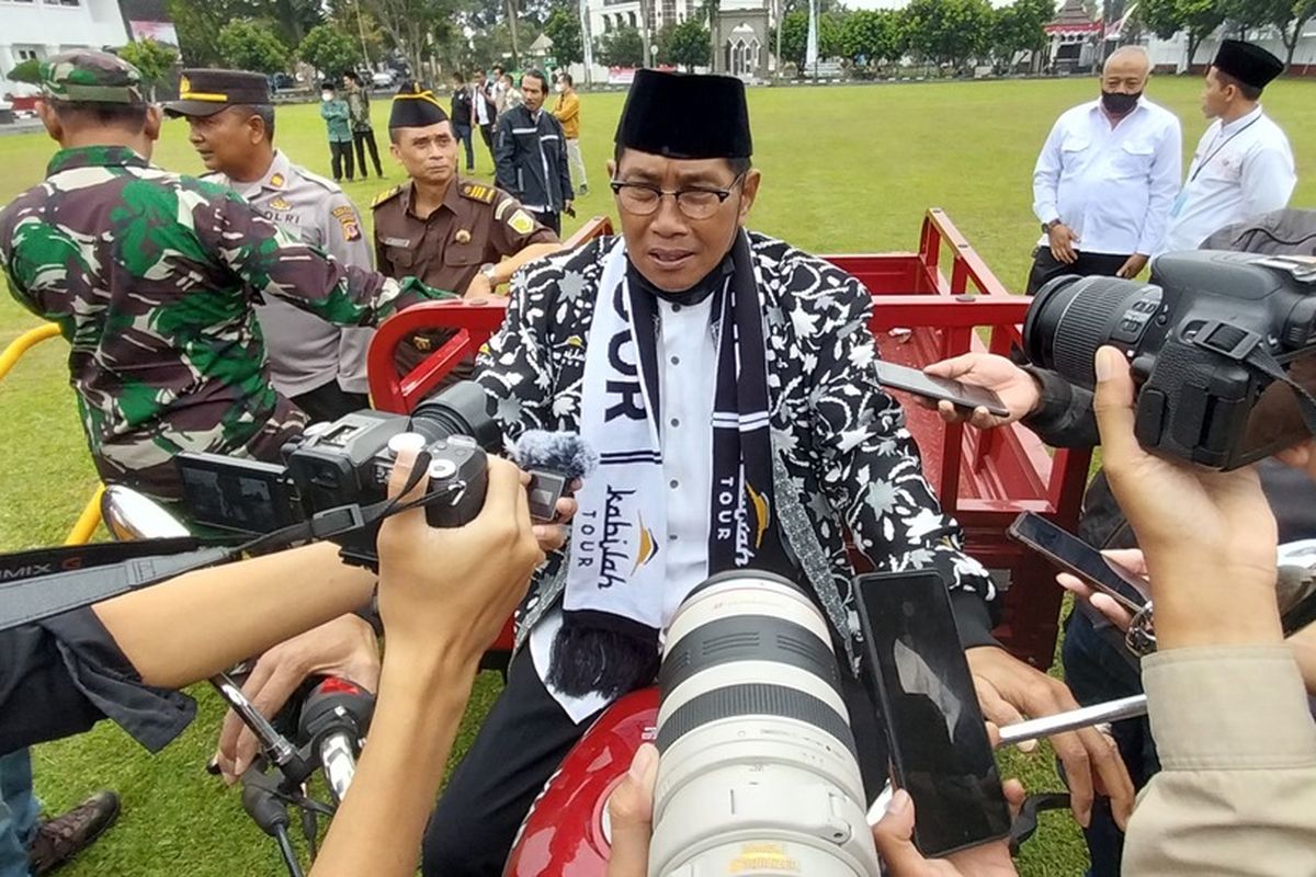 Wali Kota Tasikmalaya Muhammad Yusuf akhirnya mendengarkan protes warga. Jalan Cihideung Kota Tasikmalaya, Jawa Barat, tak akan ditutup total saat pengerjaan proyek Malioboro dan menjadi kawasan semi pedestrian.
