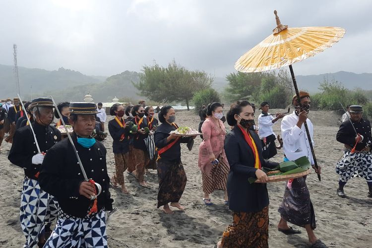 Gusti Moeng Buka Suara soal Labuhan Parangkusumo Kubu PB XIV Purbaya