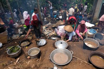 Tradisi Nyadran Kramat di Temanggung