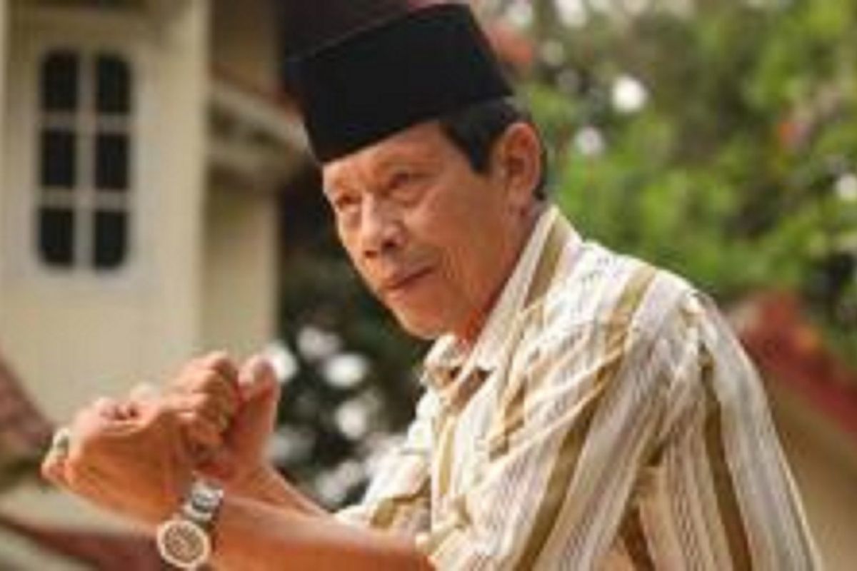 Malih Tong Tong, komedian Indonesia.