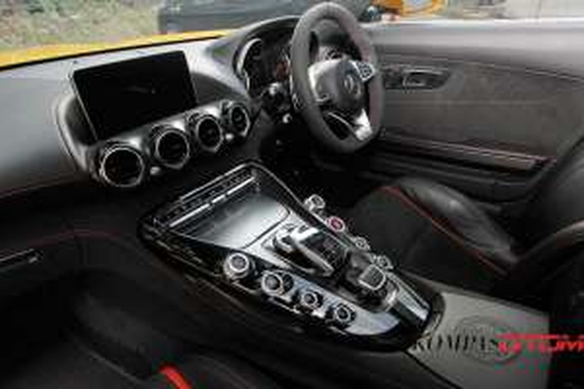 Interior. Test drive Mercedes-Benz AMG GTS