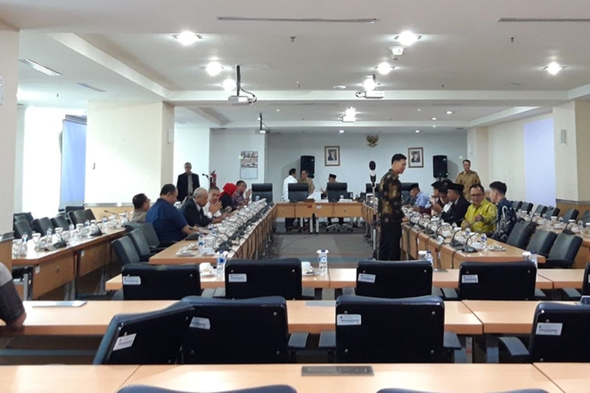 Ruang rapat perdana di ruang badan anggaran, Gedung DPRD DKI, Jakarta Pusat, Selasa (27/8/2019)