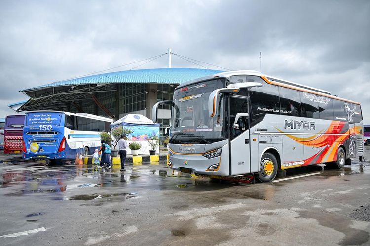 Harga Tiket Bus Bandar Lampung–Surabaya 2025, Cek Rute dan Estimasi Waktunya