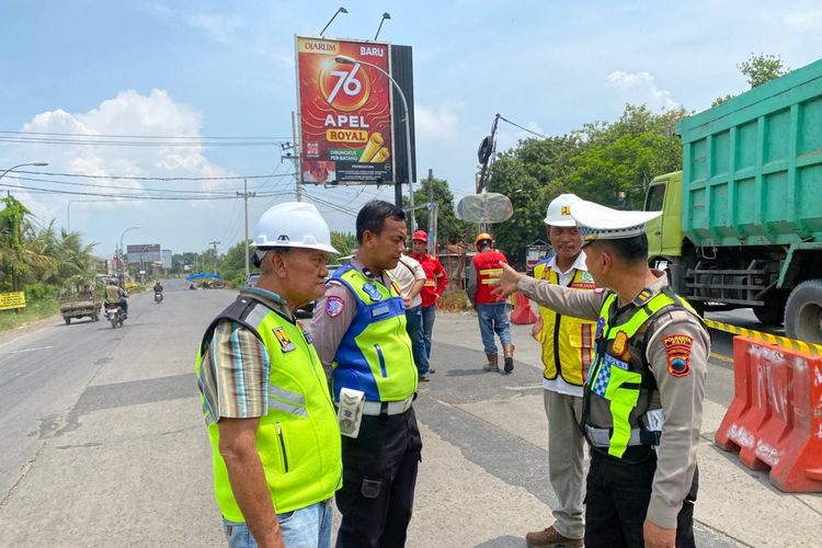 Perbaikan Jalan Lingkar Juwana Segera Dimulai, Arus Lalin Rembang-Pati Dialihkan
