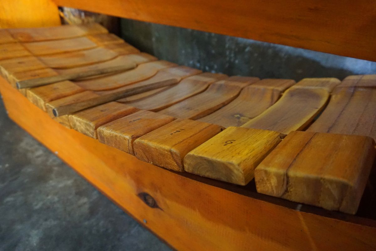 Garantung, alat musik tradisional Sumatera Utara.