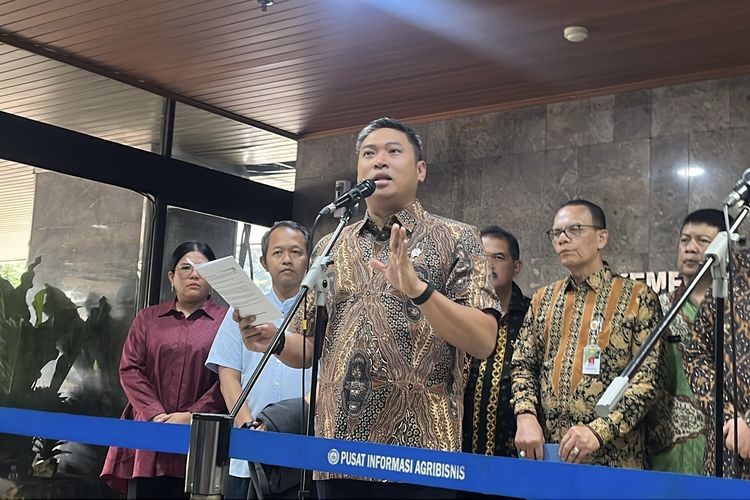 Kementan Ancam Cabut Izin Pabrik yang Beli TBS Sawit di Bawah Harga
