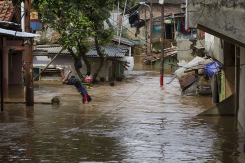 23 RT di Jakarta Tergenang Luapan Air Kali Ciliwung