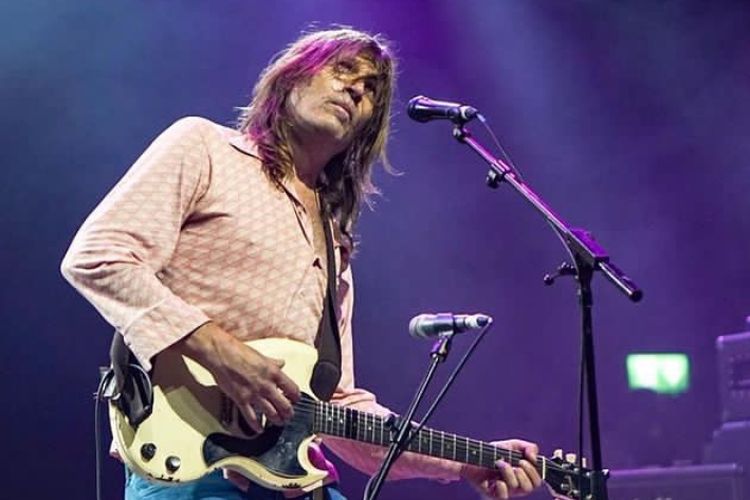 Vokalis Band The Lemonheads, Evan Dando