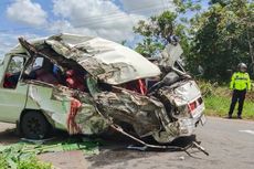 Mobil Travel Tabrak Truk Sawit di OKU Sumsel, 3 Penumpang Tewas