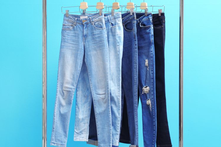Celana jeans wanita terbaru 2021