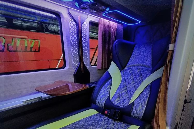 Kabin sleeper bus milik PO GHTS 