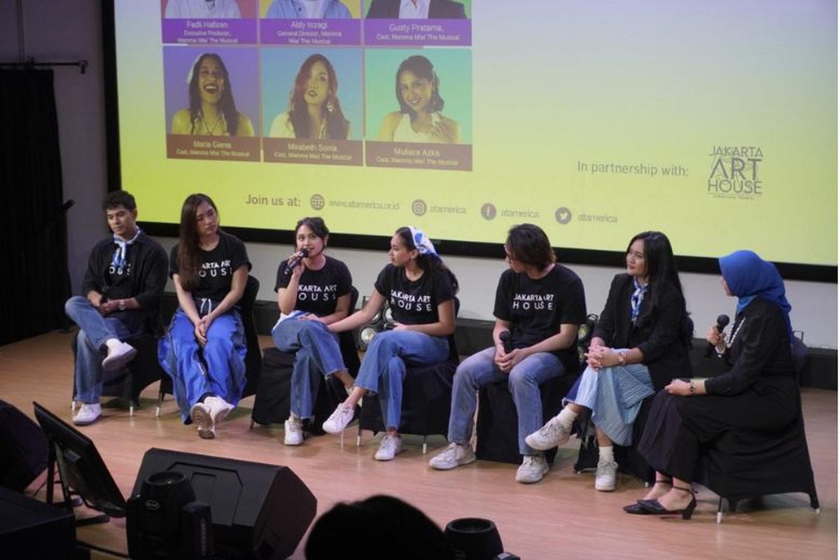 Para pemain Mamma Mia! The Musical Re-run 2025. 