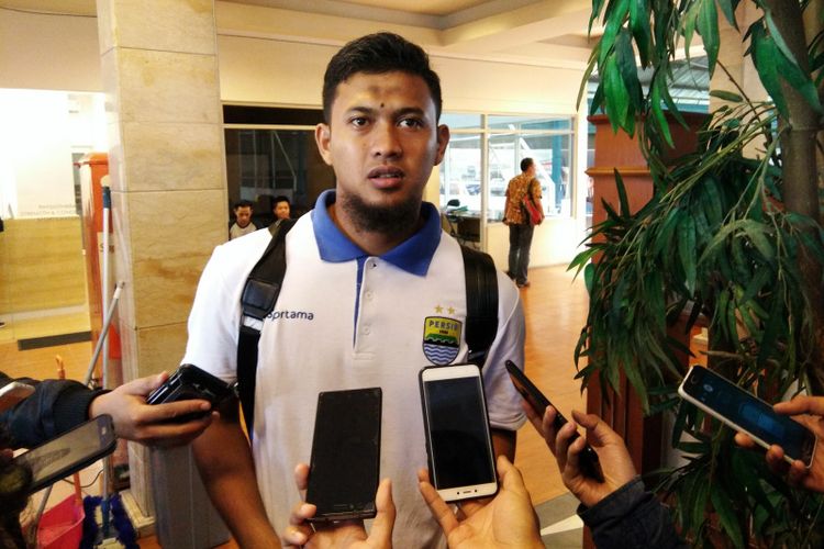 Kiper Persib Bandung M Natsir saat ditemui wartawan di Sosi Universe Fitness, Bandung, Kamis (17/1/2019).
