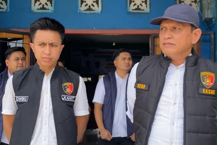 Polres Bengkulu Selatan Geledah Kantor Desa Usut Kasus Korupsi, Sita Ponsel dan Berkas