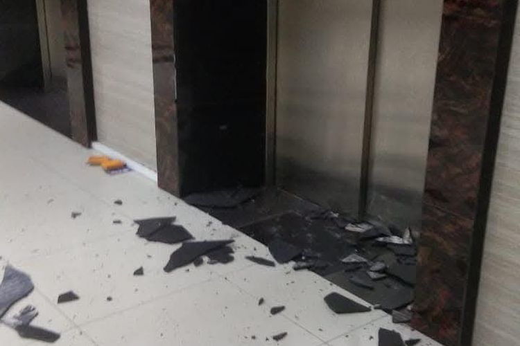 Gempa Tektonik berkekuatan M 4,9 yang menguncang Kabupaten Kolaka, Provinsi Sulawesi Tenggara (Sultra) pada Jumat (24/1/2025) pukul 20.37 Wita menyebabkan kerusakan ringan pada bangunan Rumah Sakit Benyamin Guluh. 