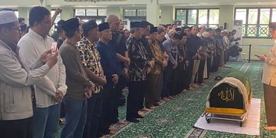 Ini Tuntunan Shalat Jenazah dan Shalat Ghaib, dari Niat hingga Salam