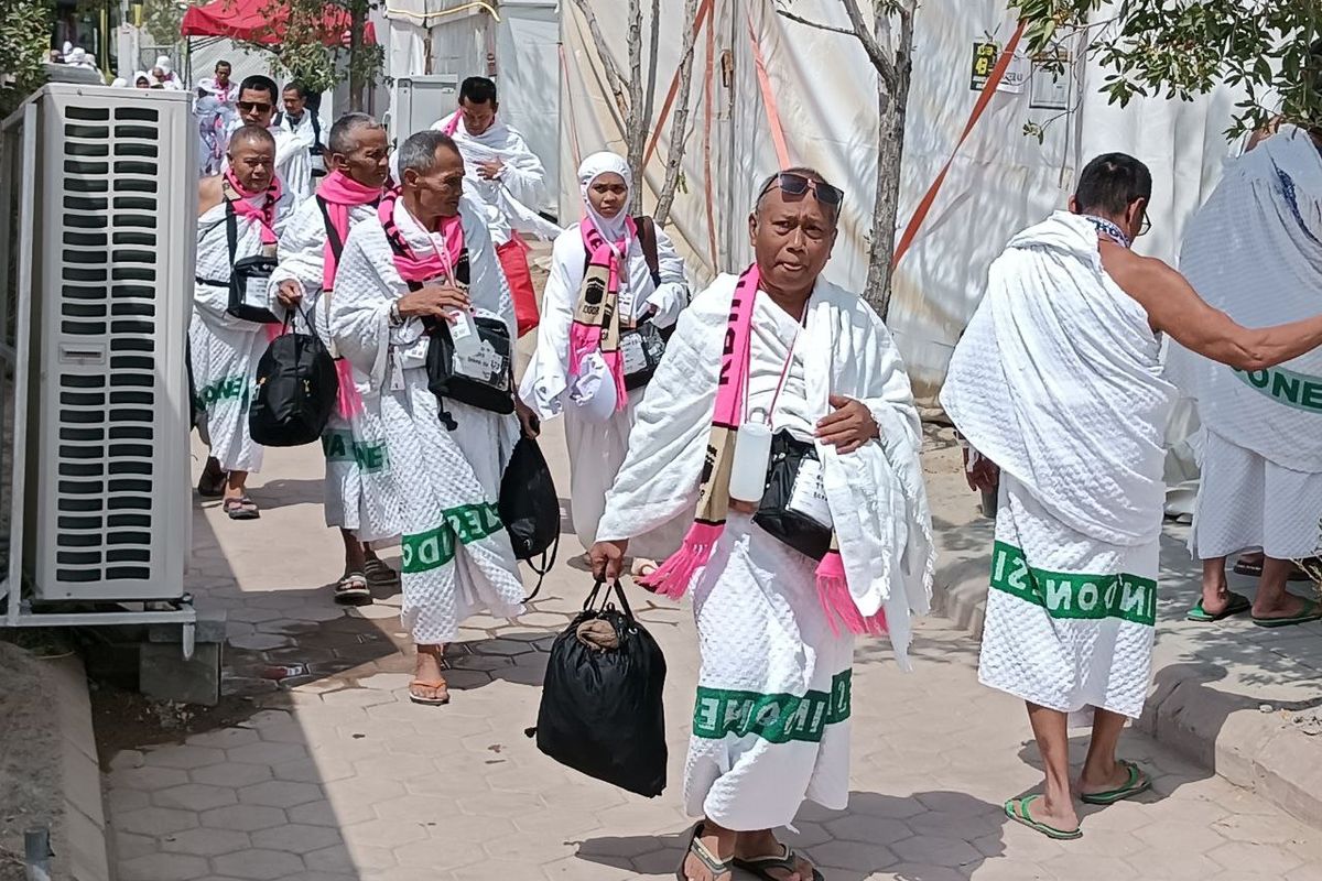Jamaah haji Indonesia di Arafah beberapa waktu lalu.