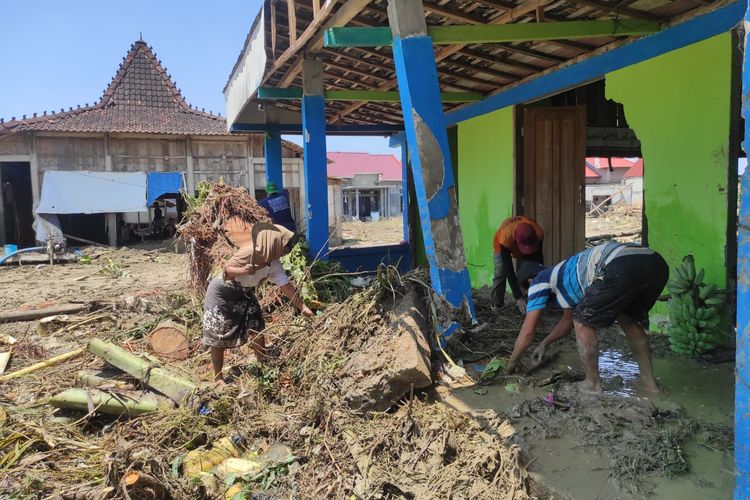 Update Banjir Demak, Sisakan 3 Desa dan Belasan Orang Masih Mengungsi 