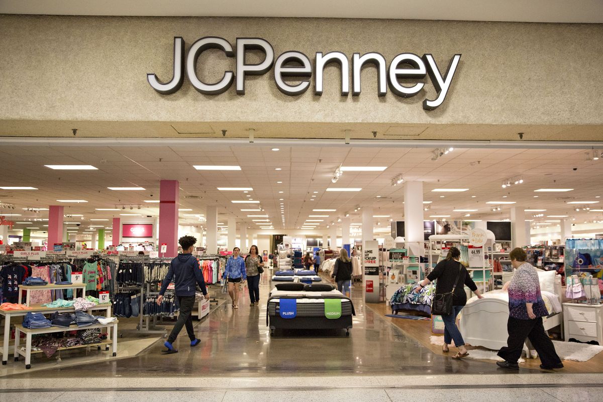 Department store terbesar keempat di Amerika Serikat, JC Penney bangkrut.