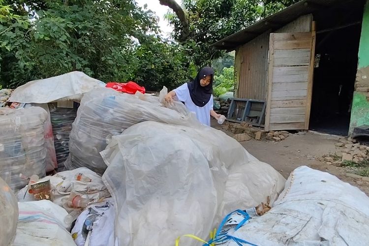 Kisah Rosa dan Deisyta, Perjuangan Panjang Bangun Jembatan Masa Depan Lewat Sekolah Rakyat (Bagian 2)