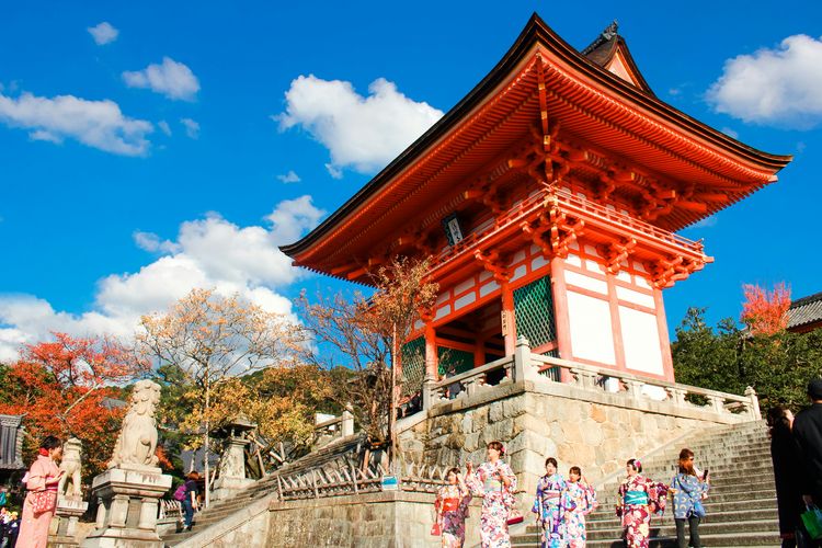Ilustrasi Kuil Kiyomizu-dera di Kyoto, Jepang. Survei menunjukkan, kepadatangan wisatawan asing di Jepang sebenarnya hanya terpusat di tujuh prefektur dari 47 prefektur. Kok bisa?