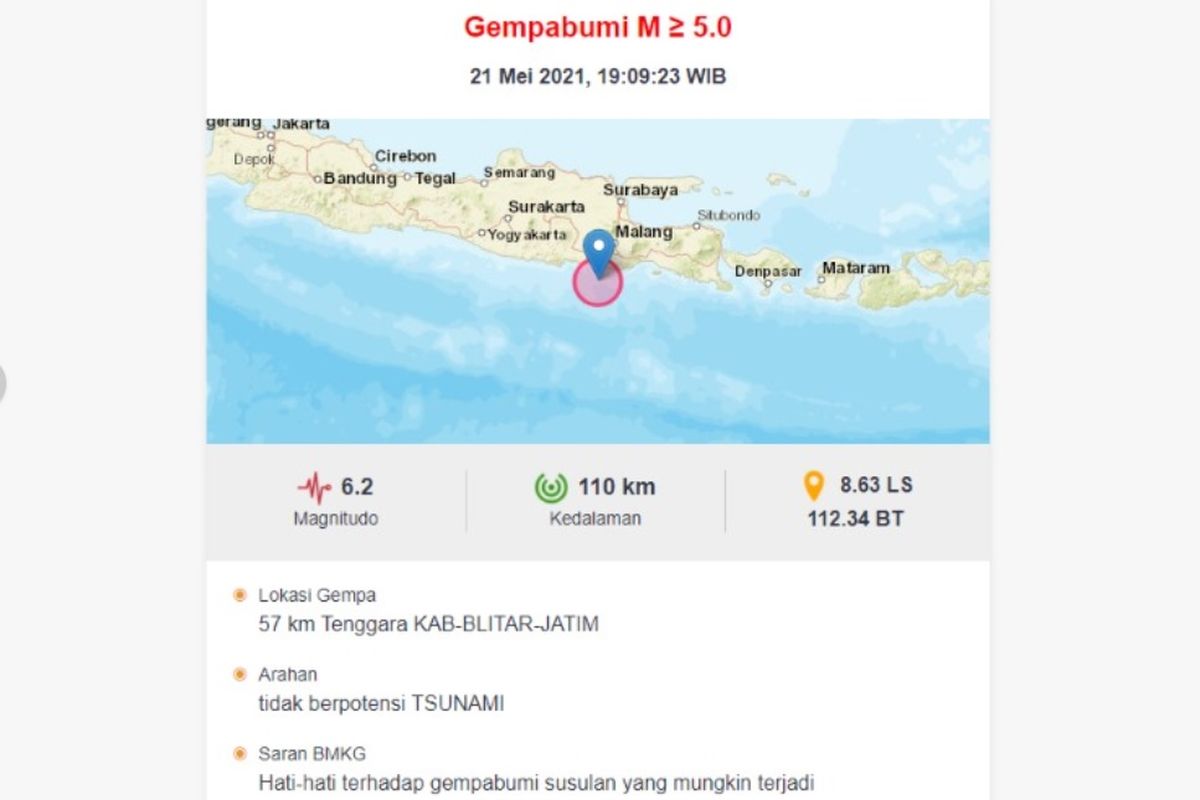Tangkapan layar peringatan gempa bumi bermagnitudo 6,2 di Blitar, Jawa Timur.