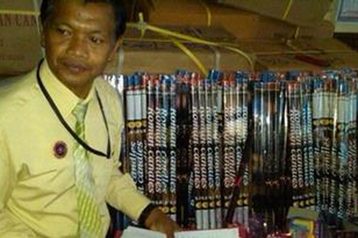 Ribuan kembang api dan petasan ilegal yang diamankan di Mapolda Bali, Senin (10/12/2012) ini rencananya akan dijual untuk menyambut malam pergantian tahun.