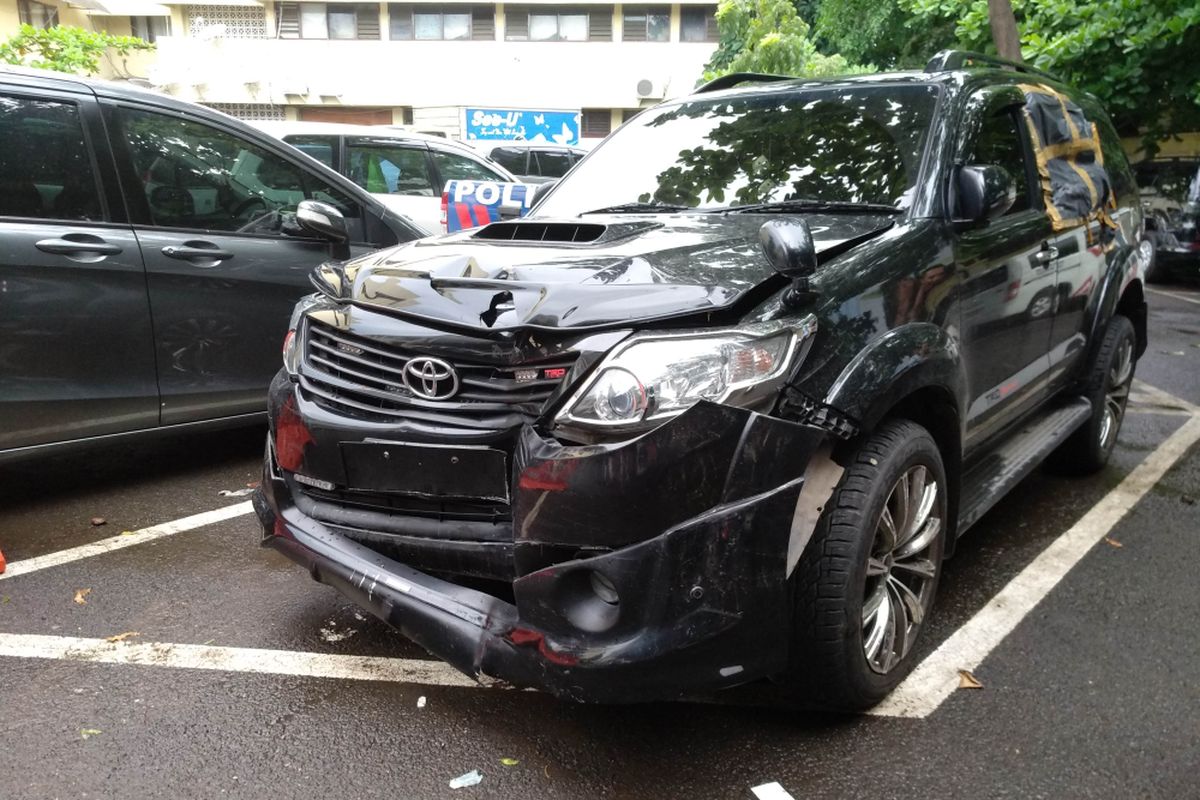 Tim dari Toyota mulai lakukan investigasi Fortuner yang bawa Setnov