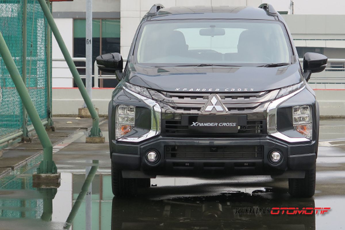 Mitsubishi Xpander Cross Rockford Fosgate Black Edition 2021