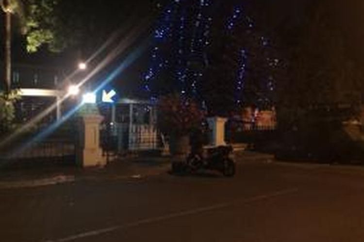 Suasana di Rumah Dinas Presiden Joko Widodo saat masih menjabat Gubernur, di Jalan Surapati No. 7, Jakarta Pusat, Selasa (21/10/2014)